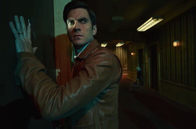 Wes Bentley is Detective John Lowe