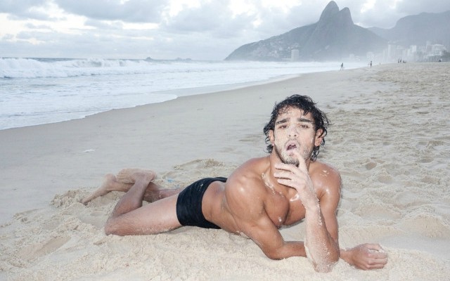 12 Sexy Men Who Make Us Want to Travel Internationally