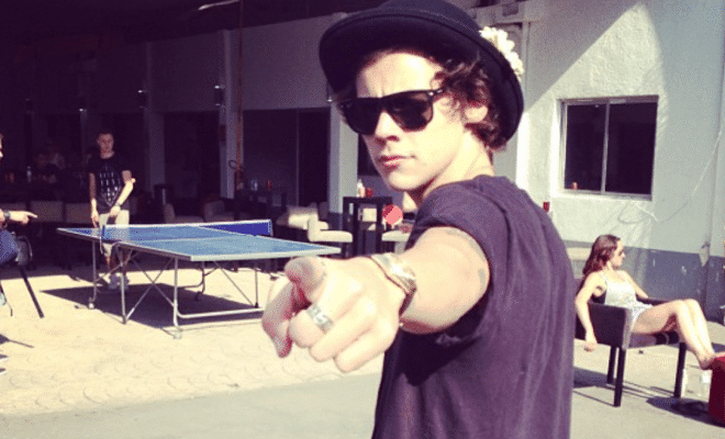 Harry Styles Proves He’s an Ass Man