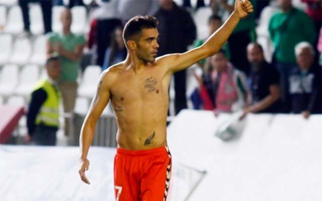 Spanish Soccer Star Slips Out of Shorts