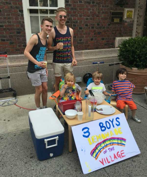 boys-sell-lemonade-orlando-victims-1