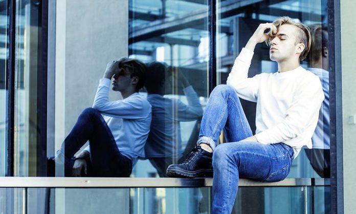 Gay, Bisexual and Lesbian Teens are at Much Greater Risk for Depression