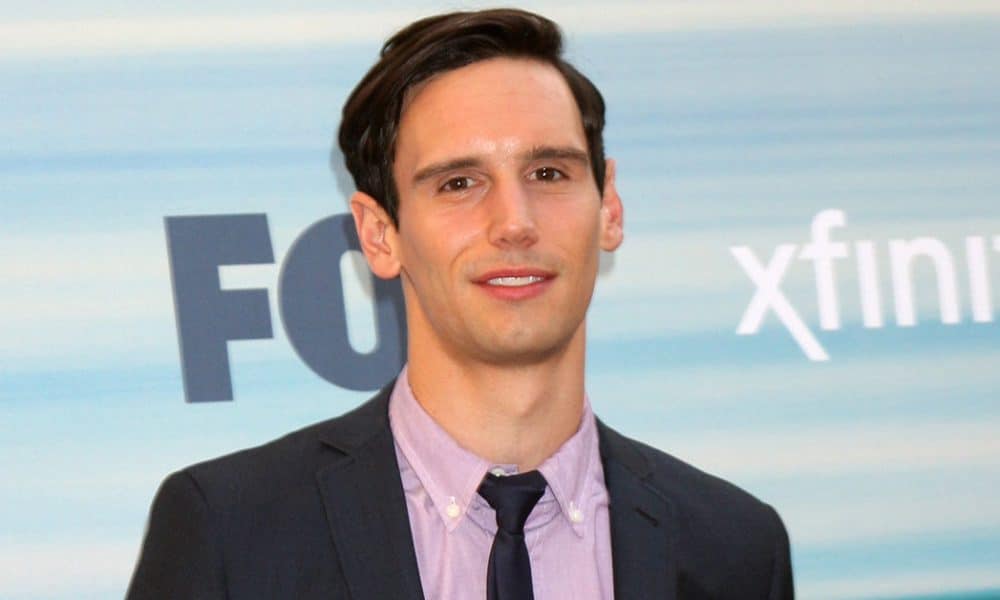 ‘Gotham’ Star Cory Michael Smith Comes Out as Queer