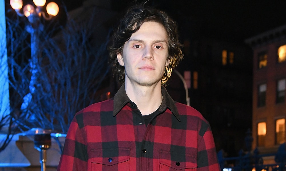 Evan Peters