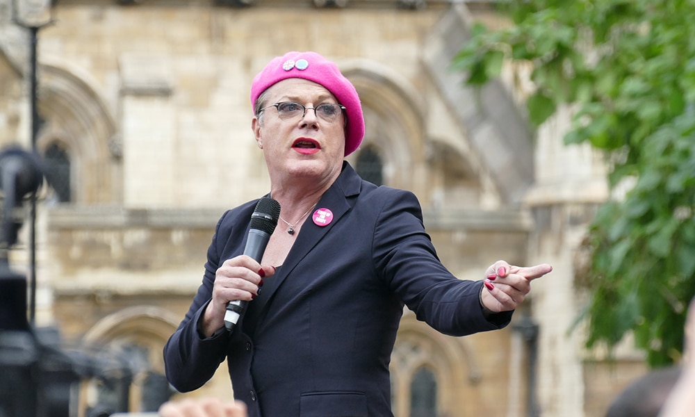 Eddie Izzard Under Fire For Using Women's Restroom