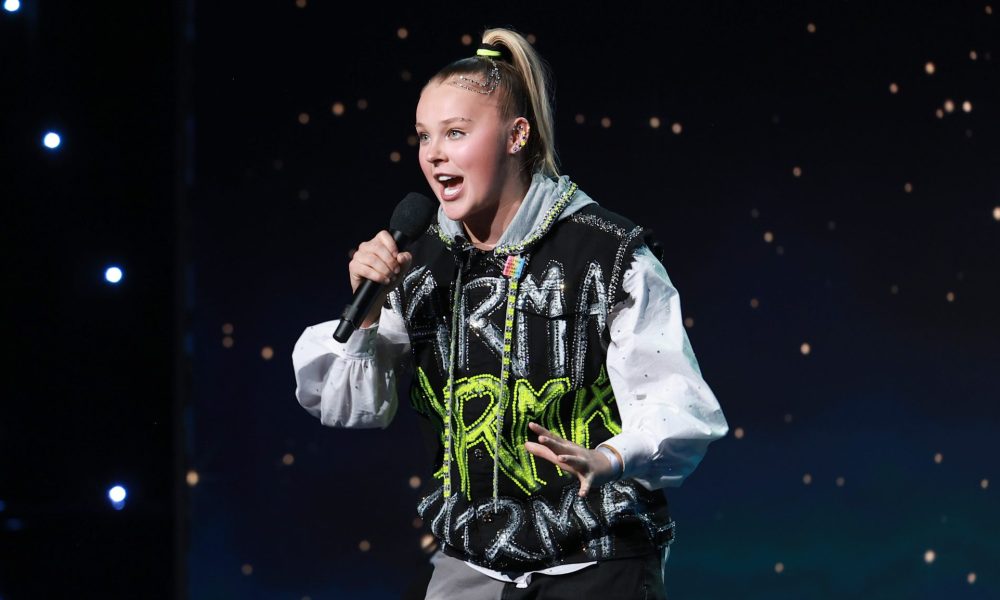 xJoJo Siwa speaks onstage during the 35th GLAAD Media Awards - Los Angeles at The Beverly Hilton on March 14, 2024 in Beverly Hills, California.