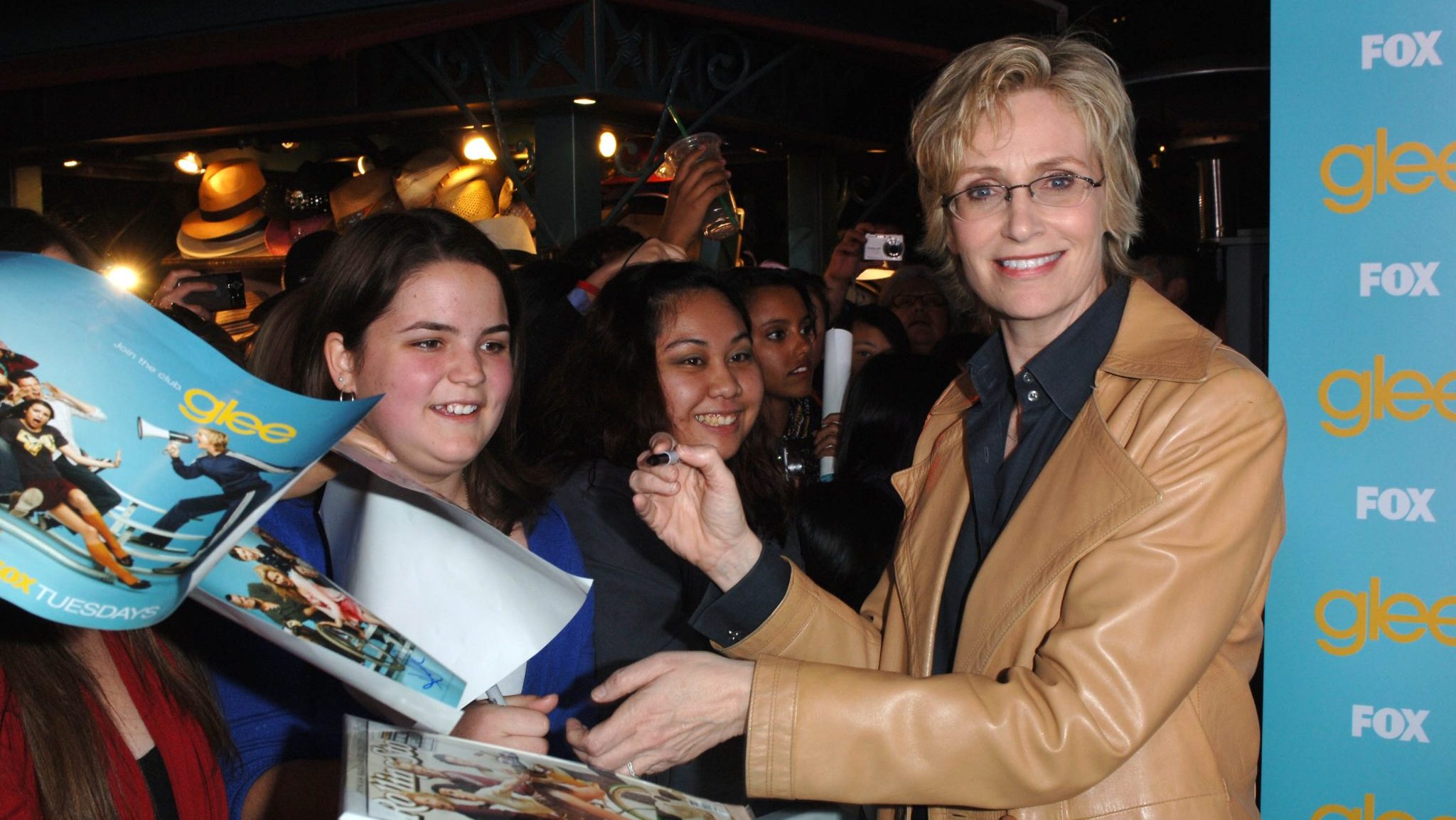 "Glee" Spring Premiere Episode Outdoor Screening Jane Lynch arrives at the "Glee" spring premiere episode outdoor screening at The Grove on April 10, 2010 in Los Angeles, California.