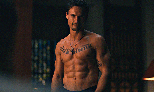 Arnas Fedaravicius steals hearts as Valentin in The White Lotus Season 3, earning a massive social media following and plenty of gay love in his DMs—find out how this Lithuanian actor became the newest fan favorite!
