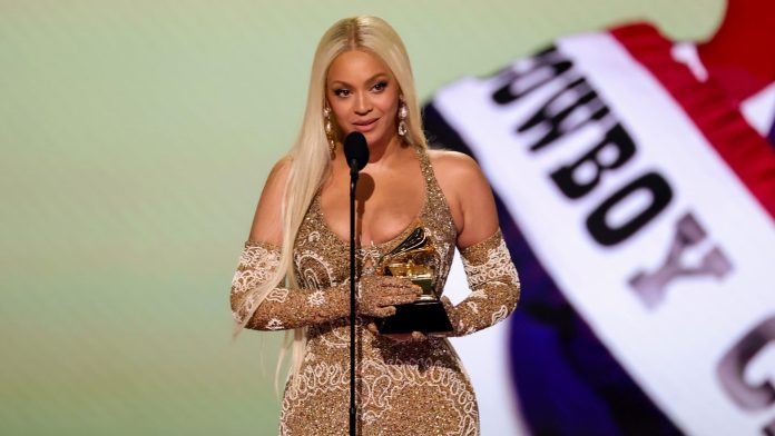 Beyoncé accepts the Best Country Album award for "COWBOY CARTER" onstage during the 67th Annual GRAMMY Awards at Crypto.com Arena on February 02, 2025 in Los Angeles, California.
