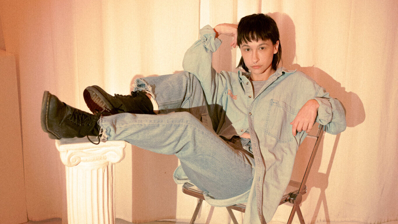 Nonbinary actor Noah Lamanna shines in Ginny & Georgia Season 3, reflects on queer storytelling, and teases their upcoming directorial debut.