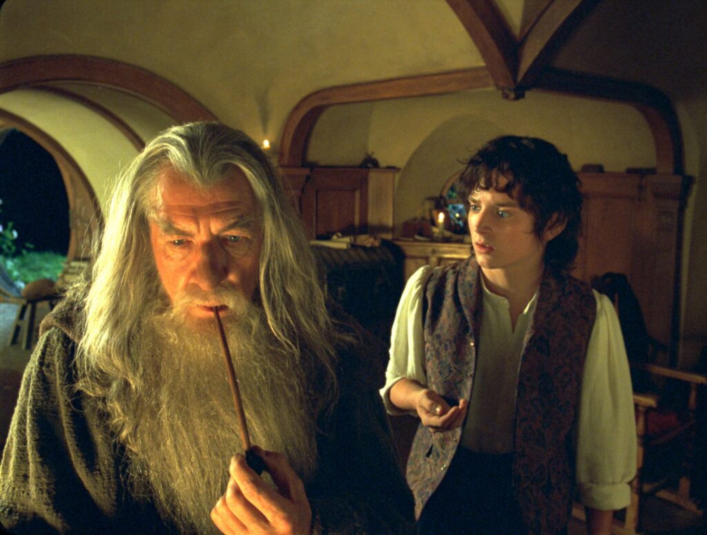 Ian McKellen is returning to play Gandalf and Elijah Wood will play Frodo in the new 'Lord of the Rings: The Hunt for Gollum'