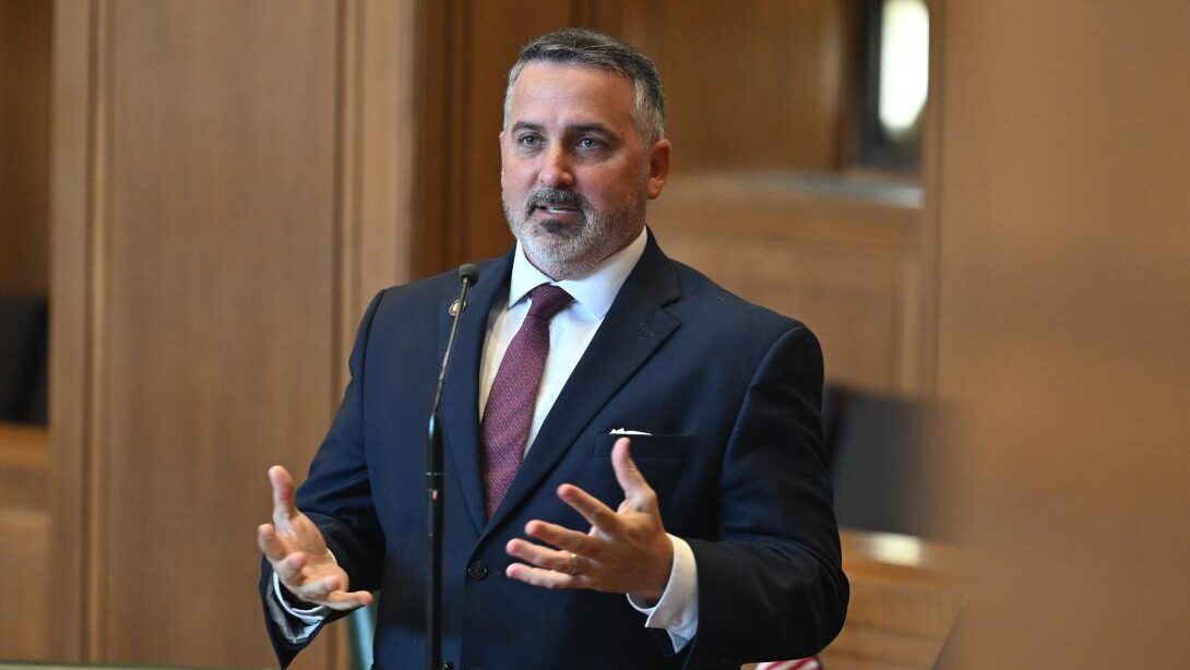 Rep. Cyrus Javadi speaking on the floor of the Oregon House in 2025 | WIKIMEDIA COMMONS