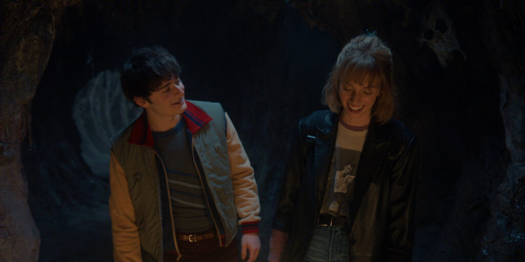 STRANGER THINGS: SEASON 5. (L to R) Noah Schnapp as Will Byers and Maya Hawke as Robin Buckley in Stranger Things: Season 5. Cr. COURTESY OF NETFLIX © 2025