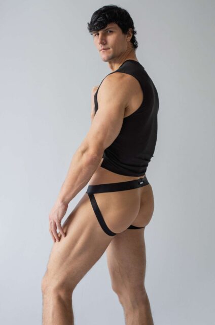 SAMMY unveils its Spring/Summer 2026 collection with bold new underwear, expanded cuts, and a body-focused design philosophy reshaping men’s fashion.