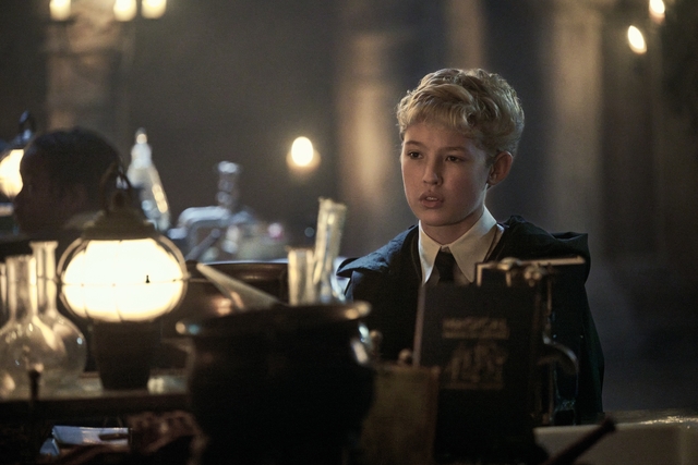 Harry Potter and the Philosopher's Stone/Lox Pratt/Photograph by Lara Cornell/HBO