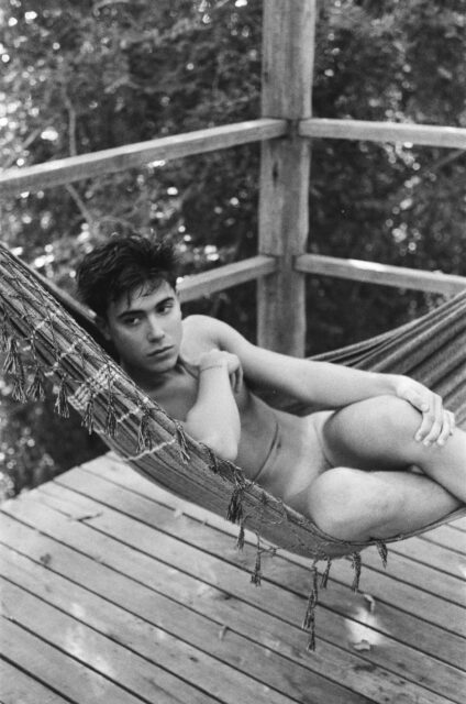 Matu Buiatti’s “La Isla” transforms nude photography into a study of trust, time, and human connection across Argentina.