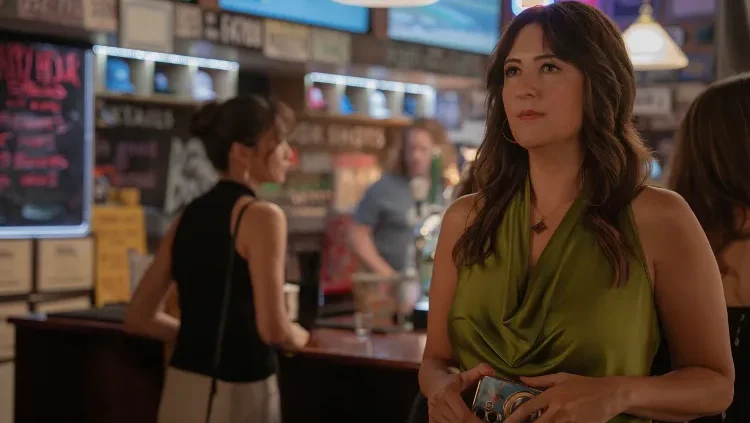 D’Arcy Carden discusses Brooke’s emotional transformation, queer awakening, and unforgettable journey in Peacock’s The Five-Star Weekend.