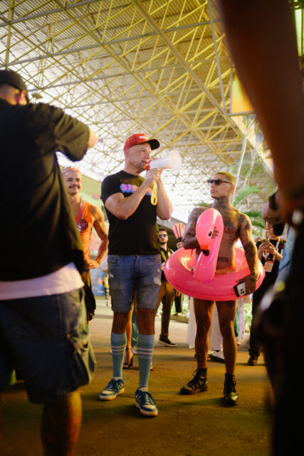 Alex Garner, Managing Director of Mpact Global, mobilizing participants at MPact Global Action’s Besoton Sidoso Internacional / International HIV Kiss-In
