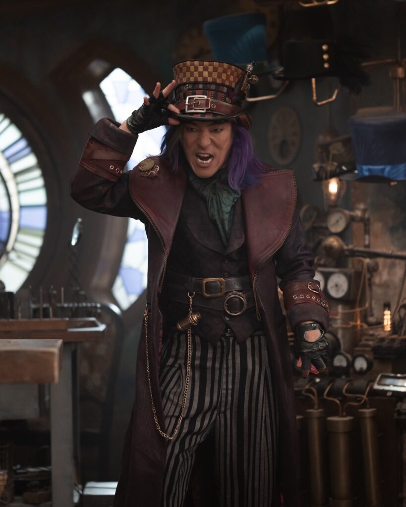 DESCENDANTS: WICKED WONDERLAND - (Disney/David Bukach) LEONARDO NAM