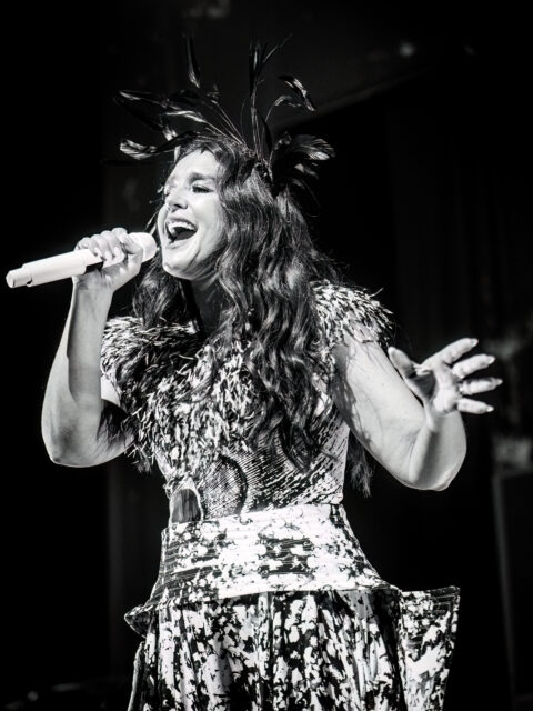 Jessie Ware’s Superbloom Tour hit LA’s Greek Theatre with disco-pop hits, stunning vocals, fabulous dancers and a crowd ready to dance all night.